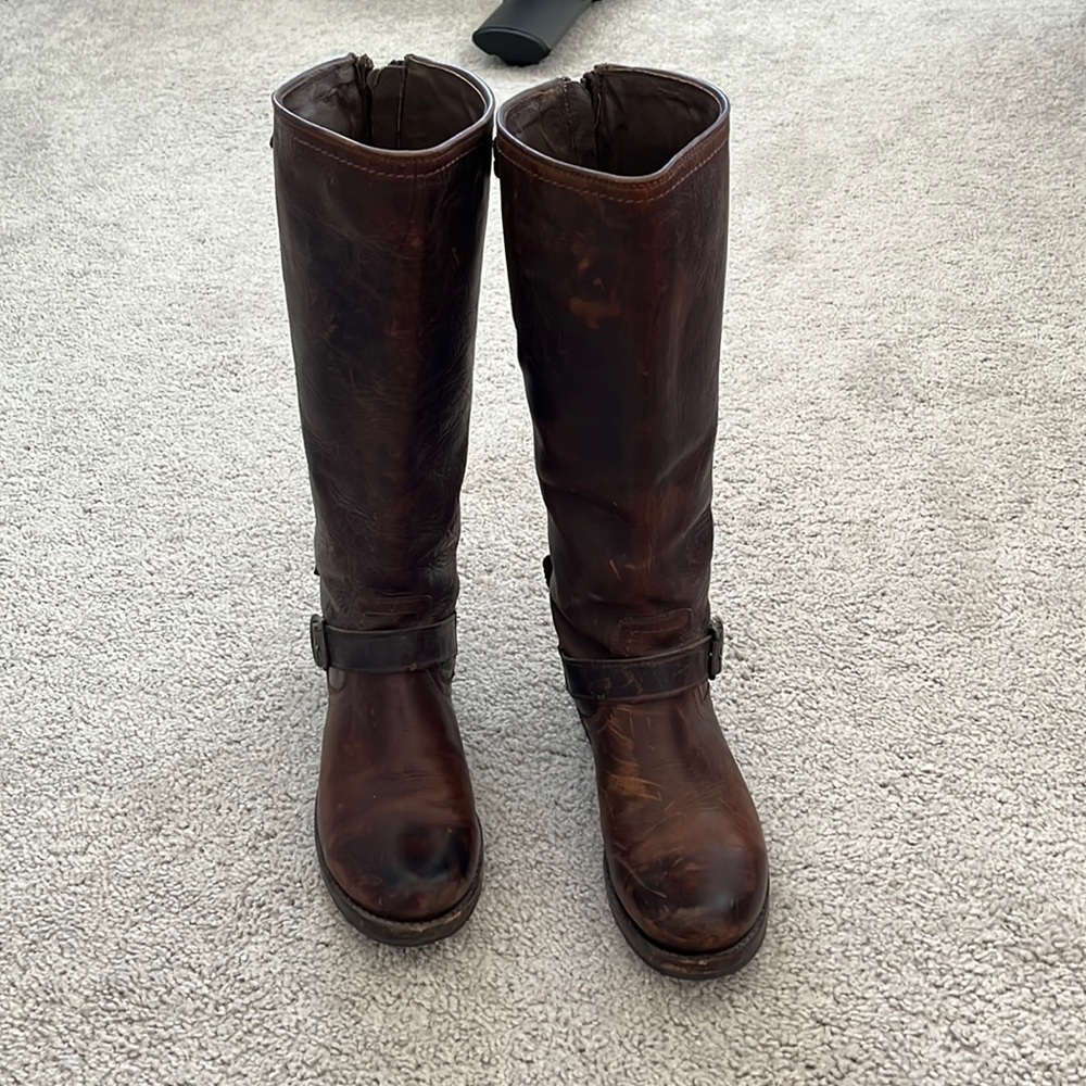 Gently used Frye boots. Size 8 1/2 (run small- I usually wear 7 1/2-8).